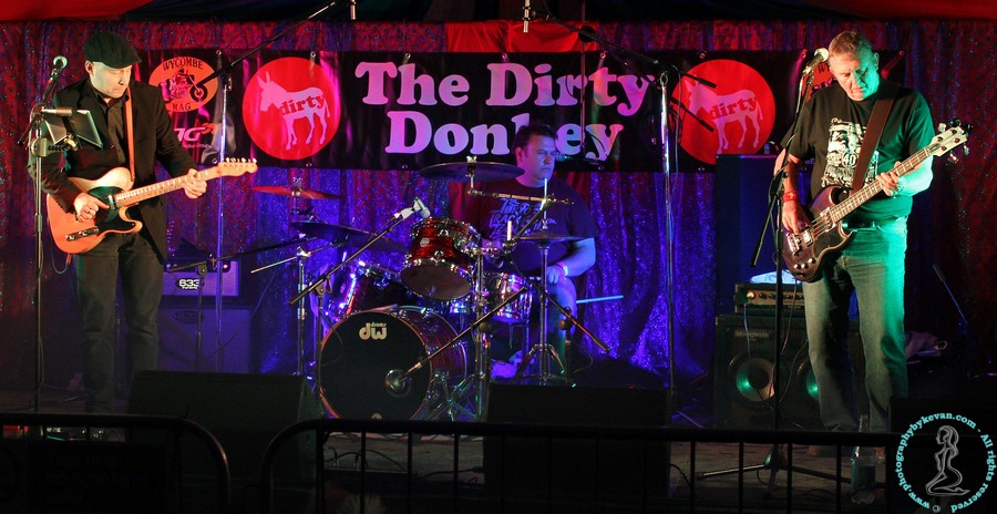 Feud at the Dirty Donkey 2016